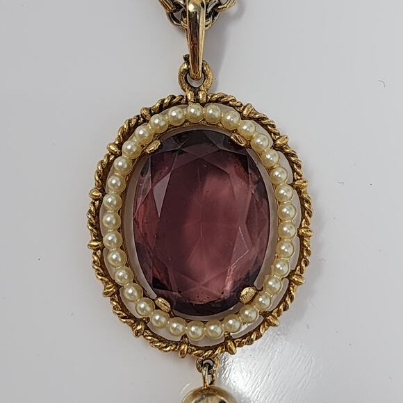 Vintage AVON Tassel Necklace - Picture 4 of 12